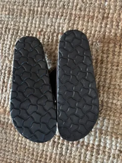 Nieuw slippers/ sandalen leer