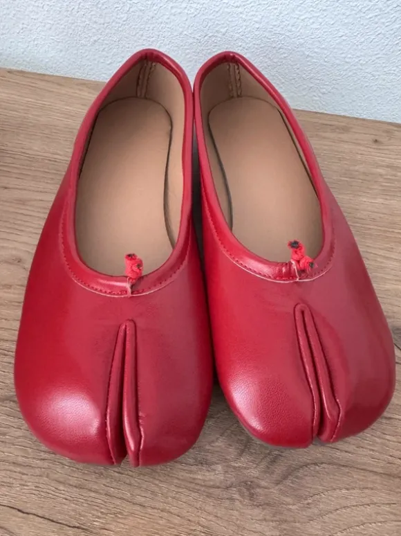 Nieuwe Rode Tabi-stijl Ballerina’s - Maat 37 - Ongebruikt