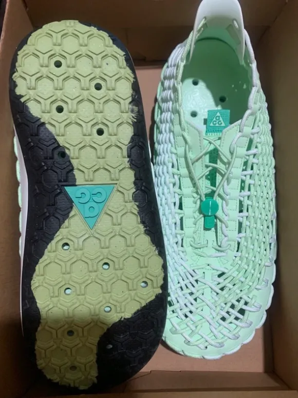 Nike Acg wateercat nuovi mai indossati
