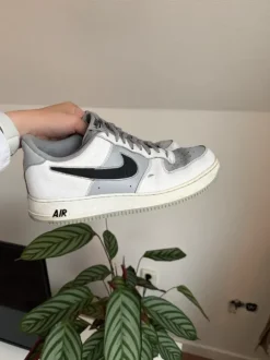 Nike Air Force