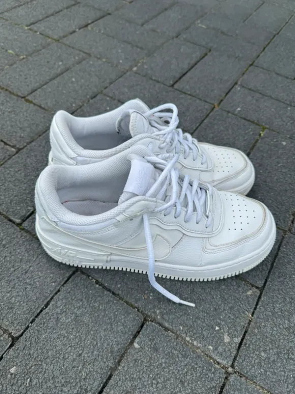 Nike Air Force 1 – Größe 42– Top Zustand
