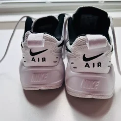 Nike Air Gr.36,5