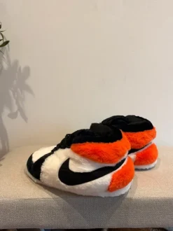 Nike Air Jordan 1 Hausschuhe