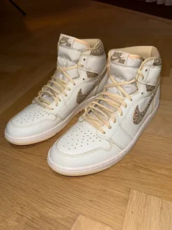 Nike Air Jordan 1 High Beige/Crème Maat 47.5