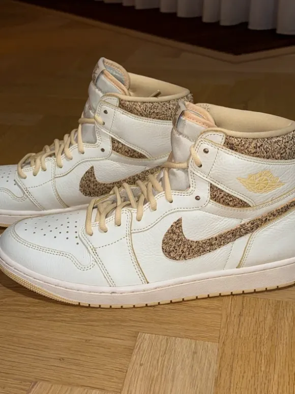Nike Air Jordan 1 High Beige/Crème Maat 47.5