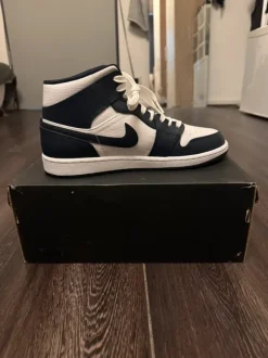 Nike Air Jordan 1 Mid