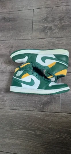 Nike Air JORDAN 1 Mid Sonics