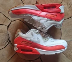 Nike Air Max 90