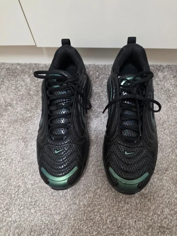 Nike Air Max 720 „Northern Lights“ Größe 42.5