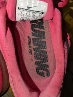 Nike Air Max Running – Knalliges Pink – Gr. 39