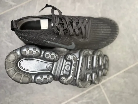 🔥Nike Air VaporMax 3.0 Triple Black 🔥GR 42,5