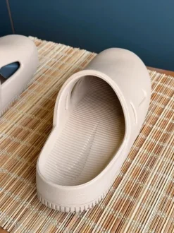 Nike Calm Mule