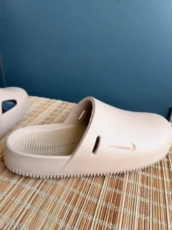 Nike Calm Mule