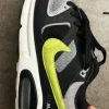 Nike command sneaker