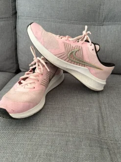 Nike downshifter
