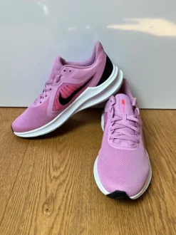 Nike Downshifter Gr.41 Sneaker Turnschuh