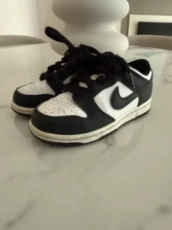 Nike dunk gr 28