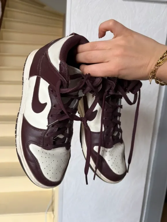 Nike dunk high Bordeaux