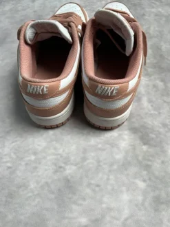 Nike dunk low rosé