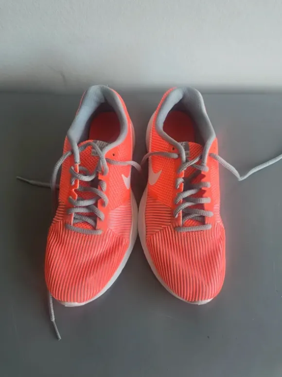 Nike Flex Bijoux Laufschuhe Sneaker Damen Gr. 37,5 Neon Orange