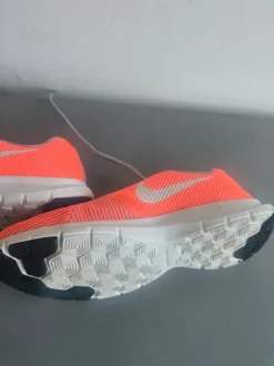 Nike Flex Bijoux Laufschuhe Sneaker Damen Gr. 37,5 Neon Orange