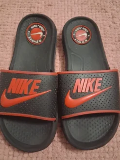 Nike Flip flops