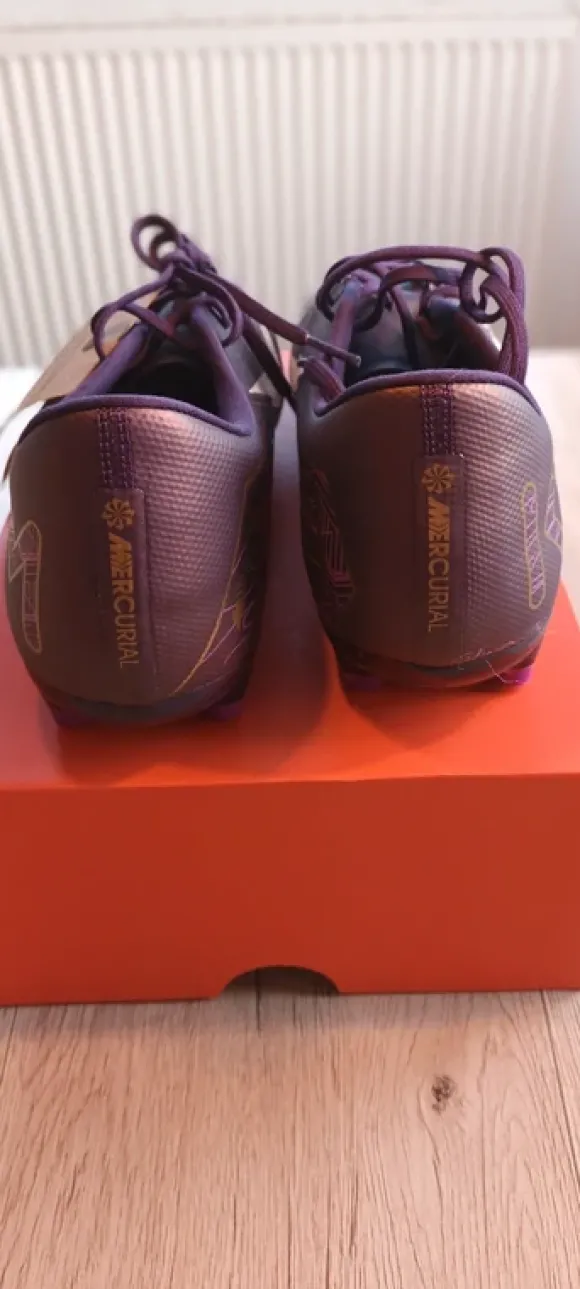 Nike Fußballschuhe Zoom Vapor 16 Gr.43
