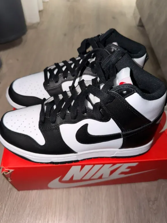 Nike High Top Sneakers – Grösse 38