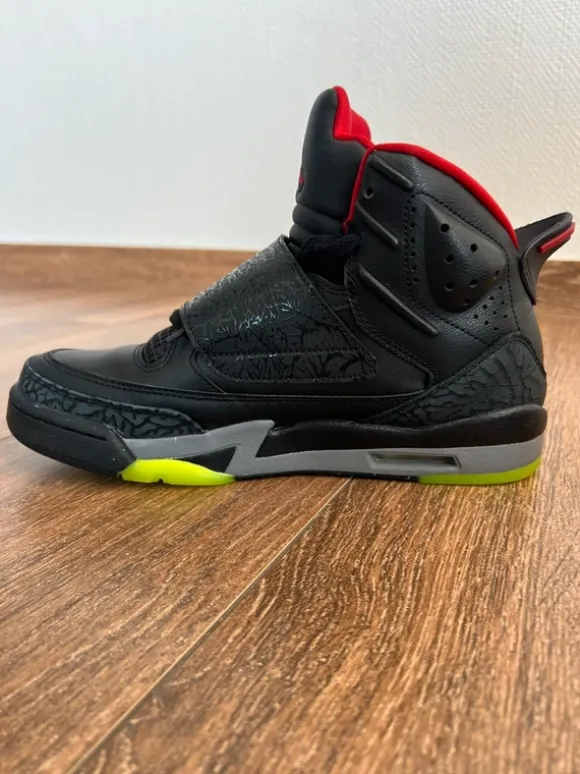 Nike Jordan Son of Mars "Marvin the Martian"