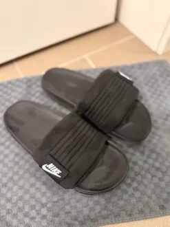 Nike Latschen
