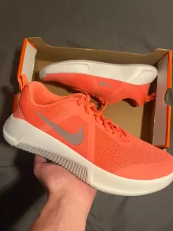 Nike MC Trainer 3 Wild Mango - 42.5