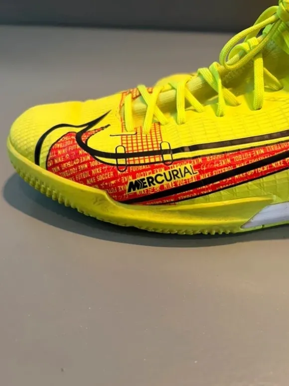 Nike Mercurial maat 44