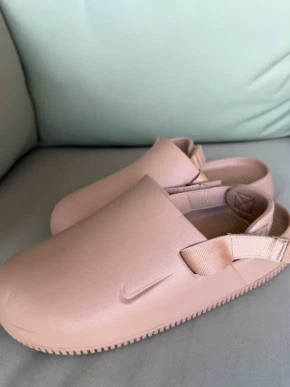 Nike muiltjes