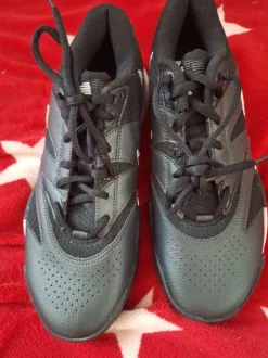Nike outdoor Tennisschuhe neu 39