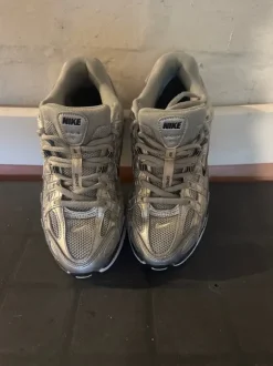 Nike P 6000