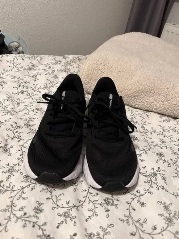 Nike Revolution 5 Laufschuh