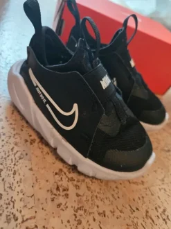 Nike Schuhe