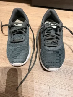 Nike Schuhe