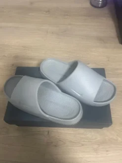 Nike Schuhe 41
