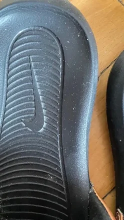 Nike schwarz braun Sandalen Sommer Strand Größe 7 / XS / 41
