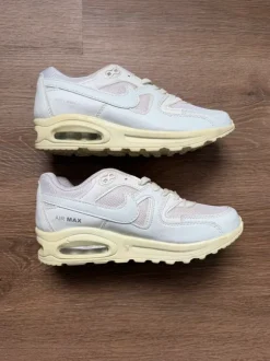 Nike shoes pink white cream