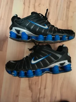 Nike Shox