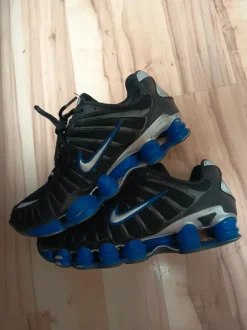 Nike Shox
