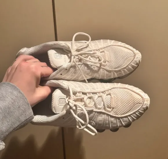 Nike Shox | Sail
