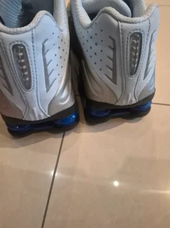 Nike Shox R4 Größe 41