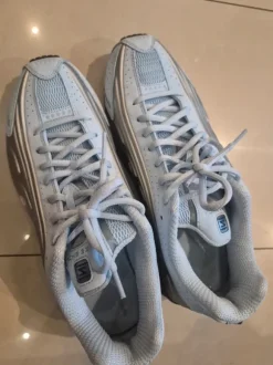 Nike Shox R4 Größe 41