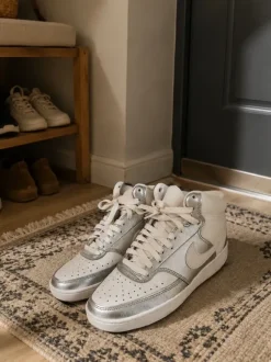 Nike Sneaker