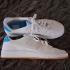 Nike Sneaker