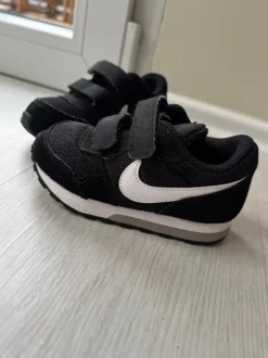 Nike Sneaker