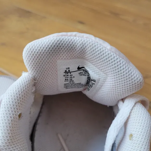 Nike Sneaker 40 8,5